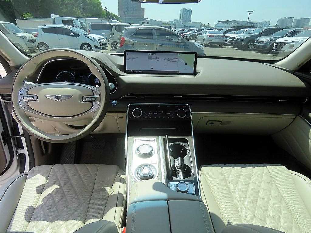 Genesis GV80 - Vista 11