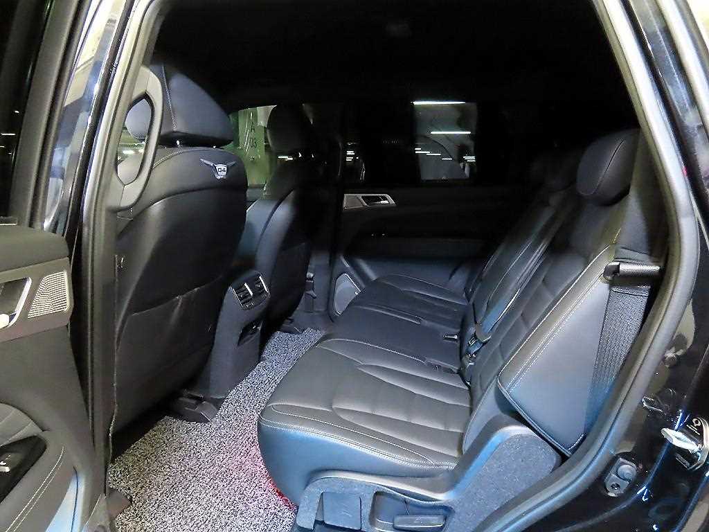 Ssangyong Rexton - Vista 9
