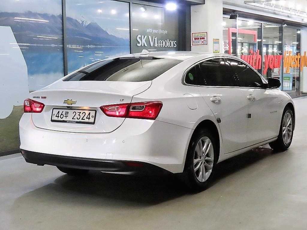 Chevrolet Malibu - Vista 6