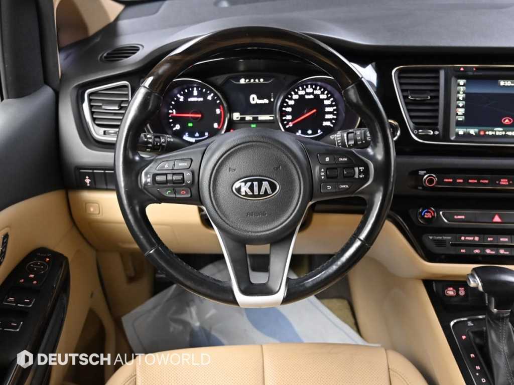 KIA Carnival 2016 Negro - Importación desde Corea - HF Imports Iquique - Foto 15