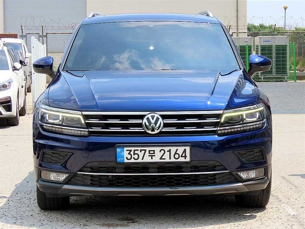Volkswagen Tiguan 2020 Azul - Importación desde Corea - HF Imports Iquique - Foto 1