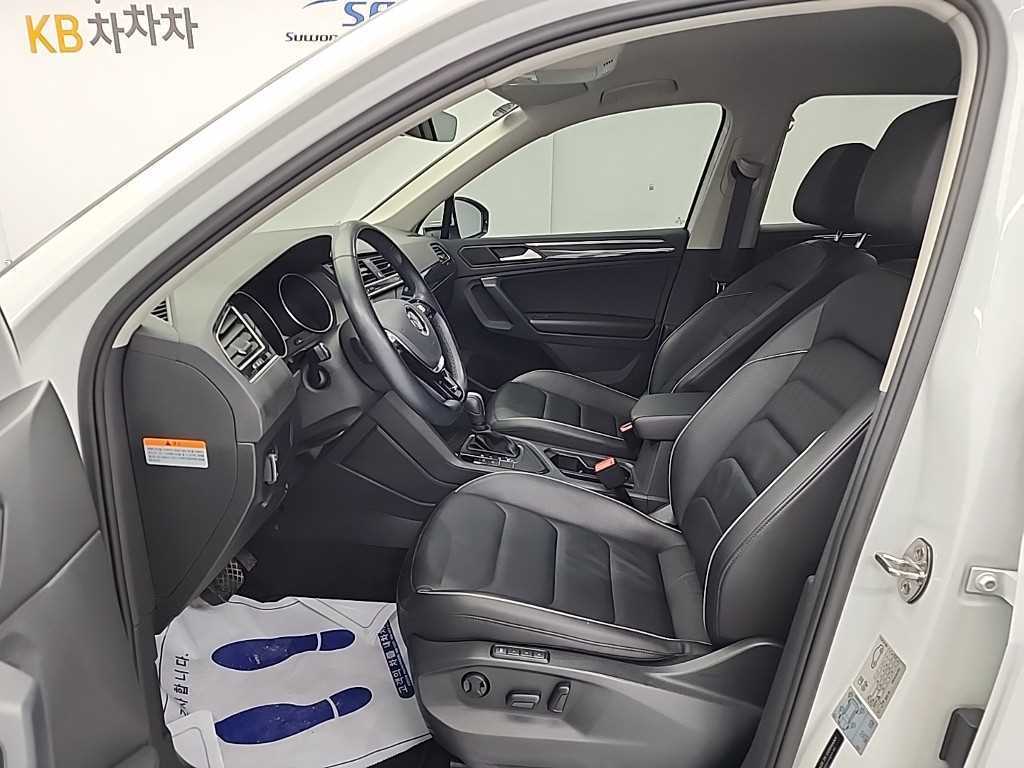 Volkswagen Tiguan 2020 Blanco - Importación desde Corea - HF Imports Iquique - Foto 13