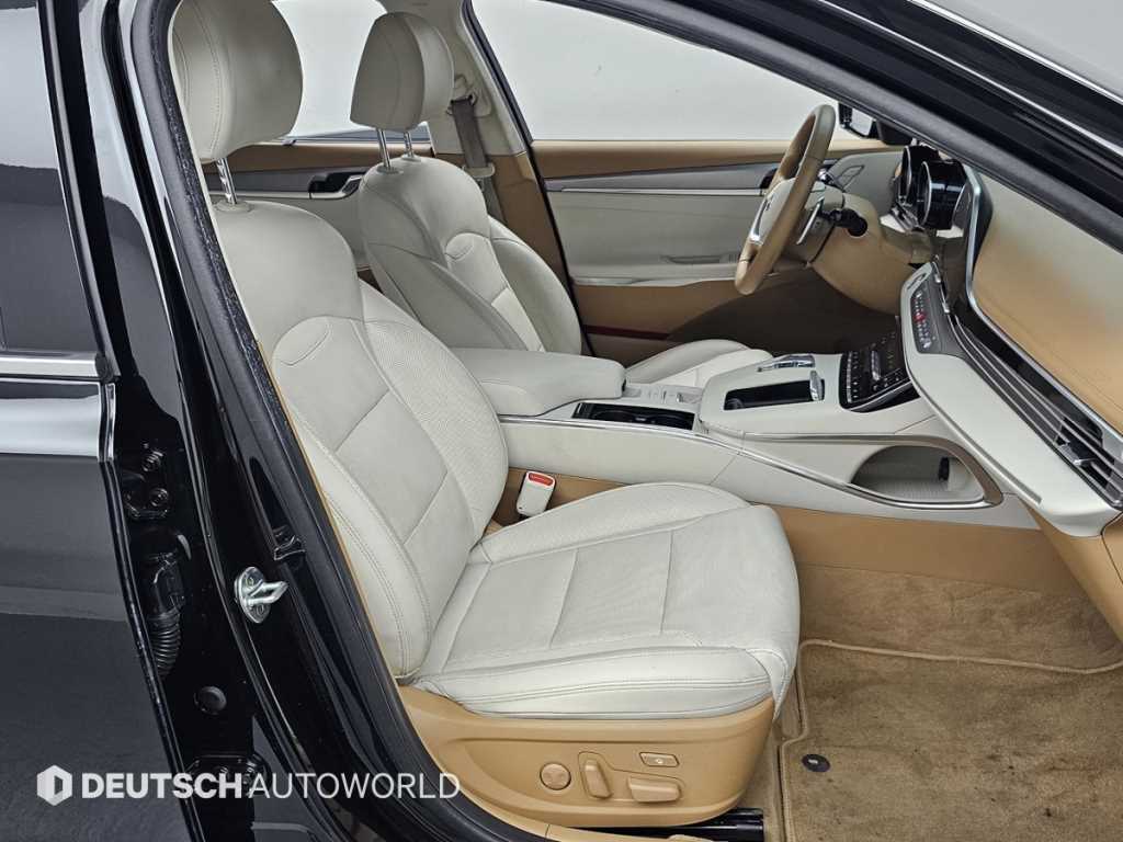 HYUNDAI Grandeur - Vista 12