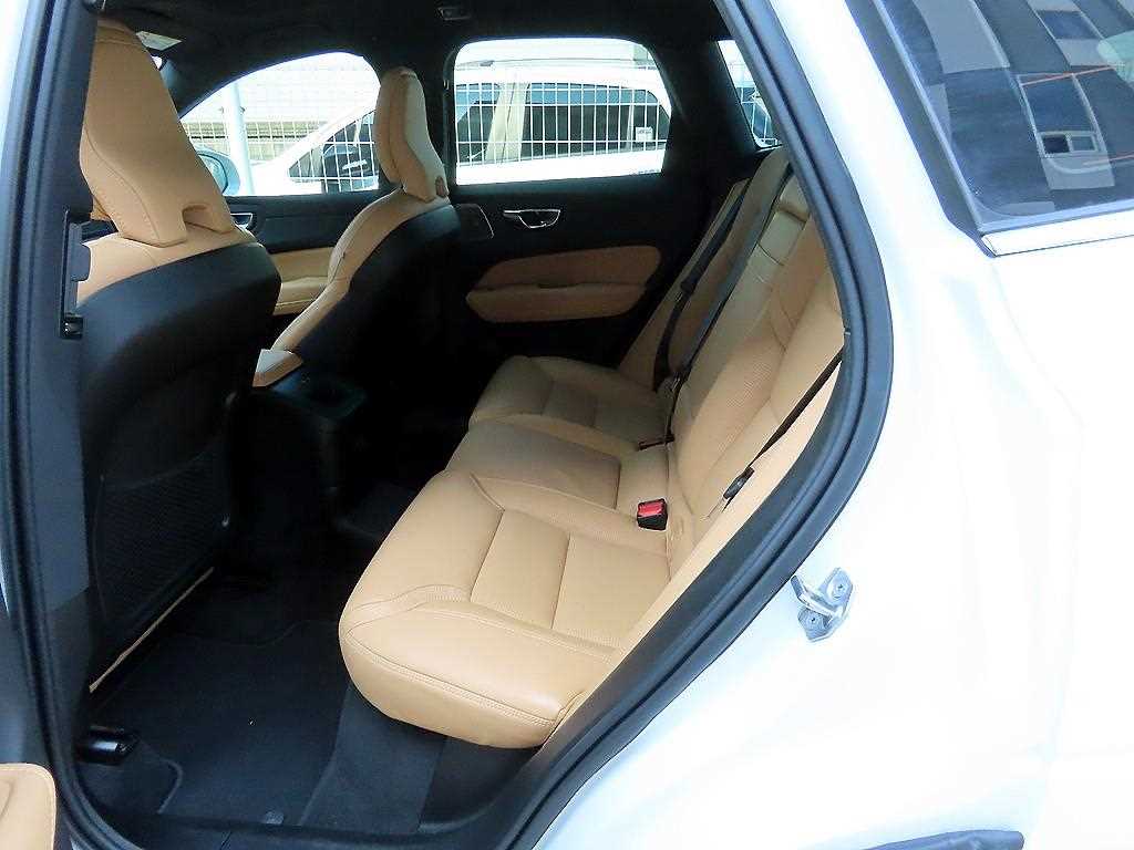 Volvo XC60 - Vista 8