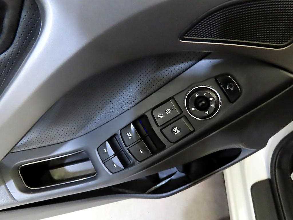 HYUNDAI Avante 2013 Blanco - Importación desde Corea - HF Imports Iquique - Foto 19
