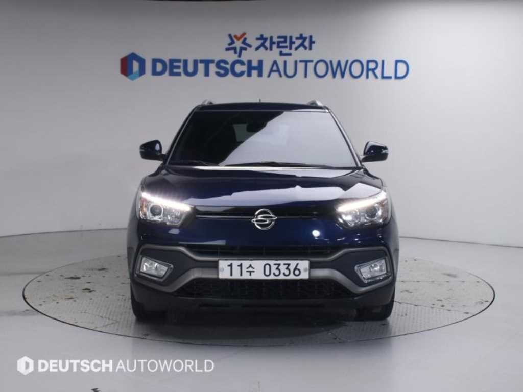 Ssangyong Tivoli - Vista 3
