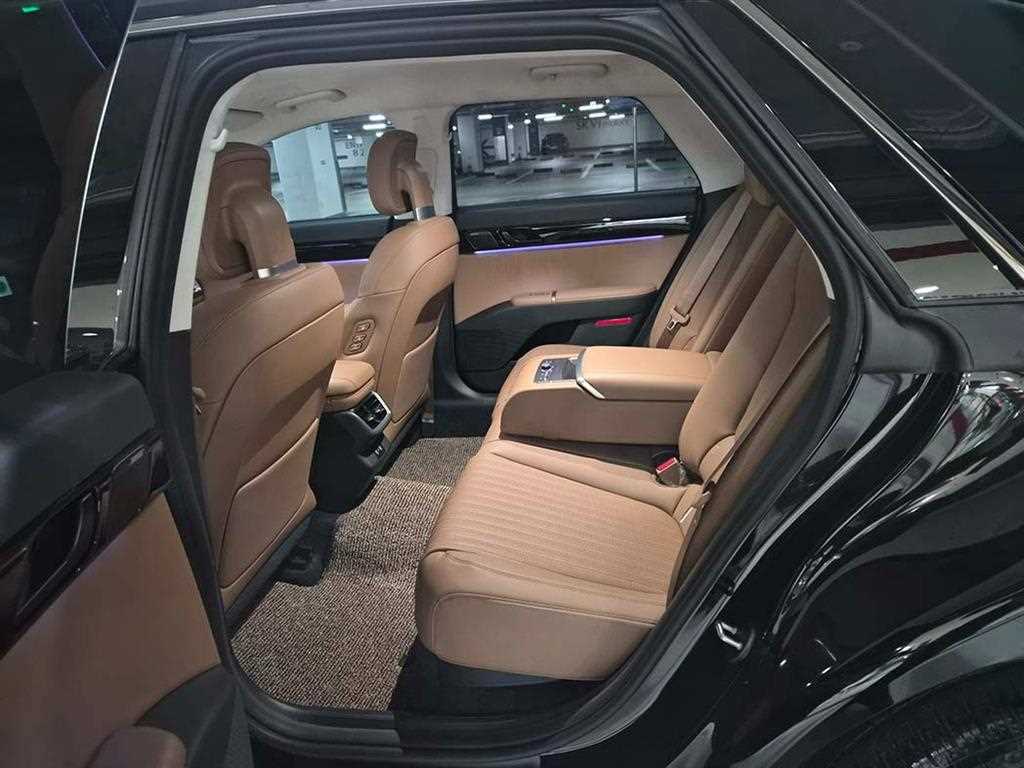 HYUNDAI Grandeur - Vista 9