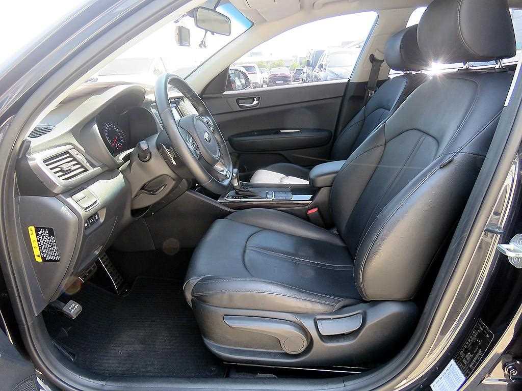 KIA K5 - Vista 7