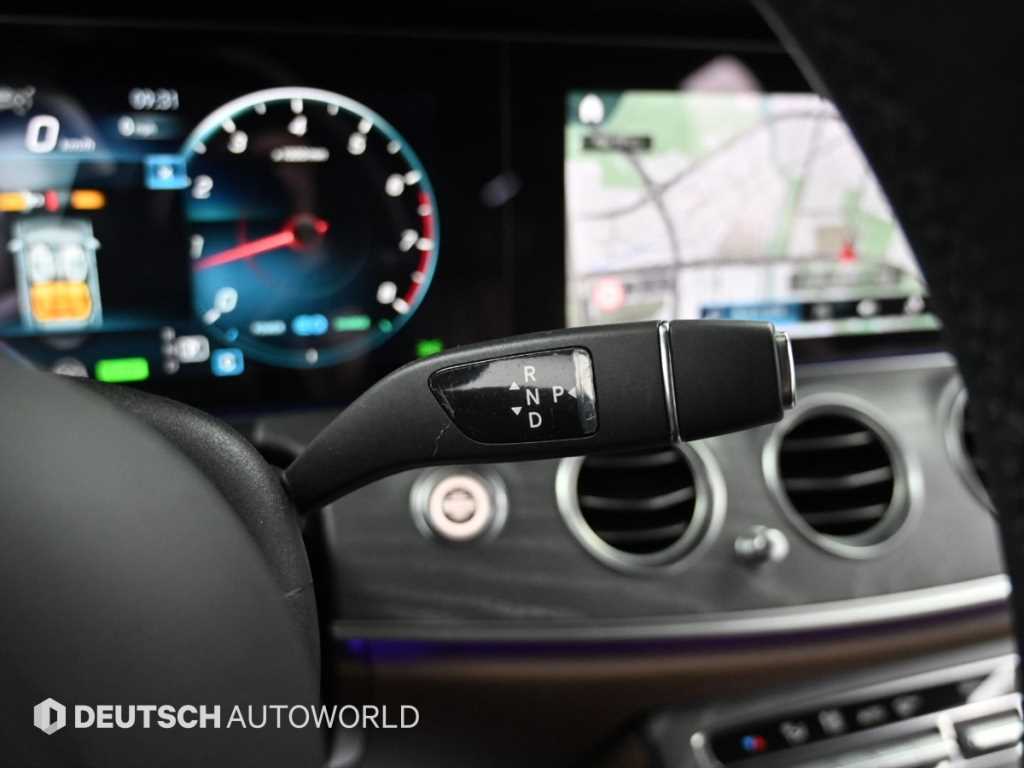 Mercedes Benz E class - Vista 11