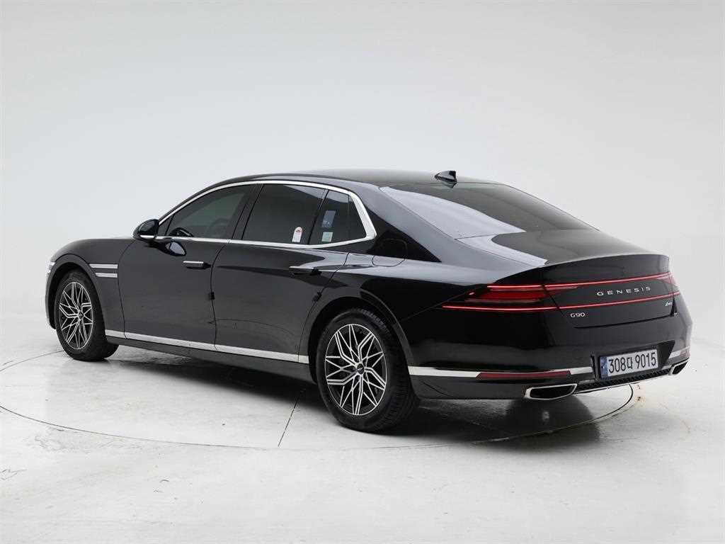 Genesis G90 - Vista 6