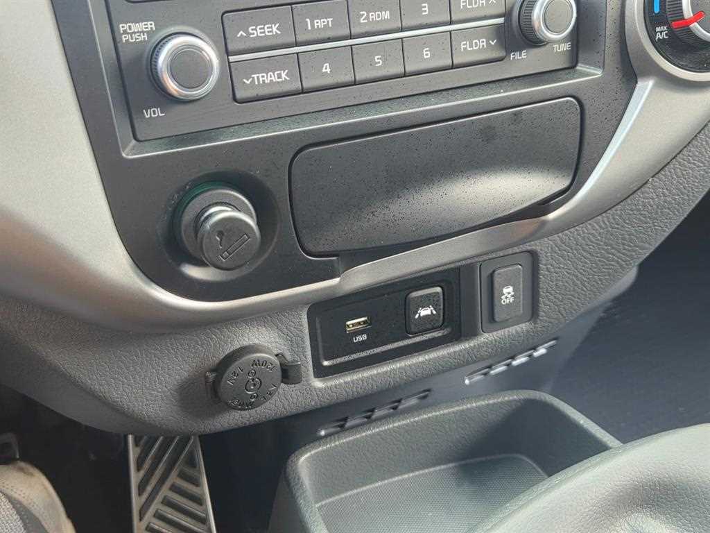 Small Truck Normal Box(High Deck) 2021 Blanco - Importación desde Corea - HF Imports Iquique - Foto 18