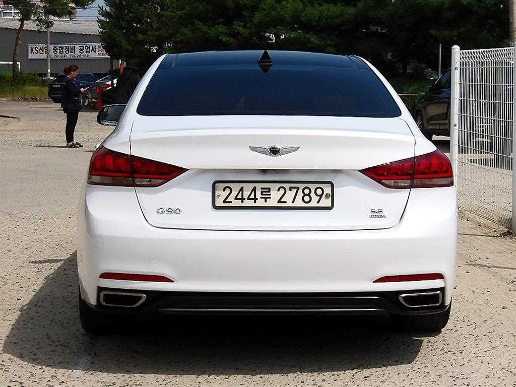 Genesis G80 - Vista 7