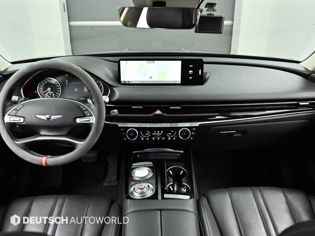 Genesis G80 - Vista 9