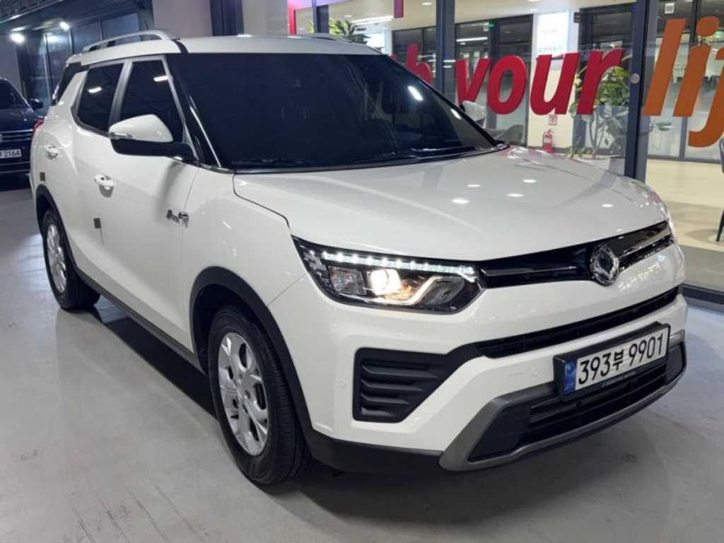 Ssangyong Tivoli - Vista 2