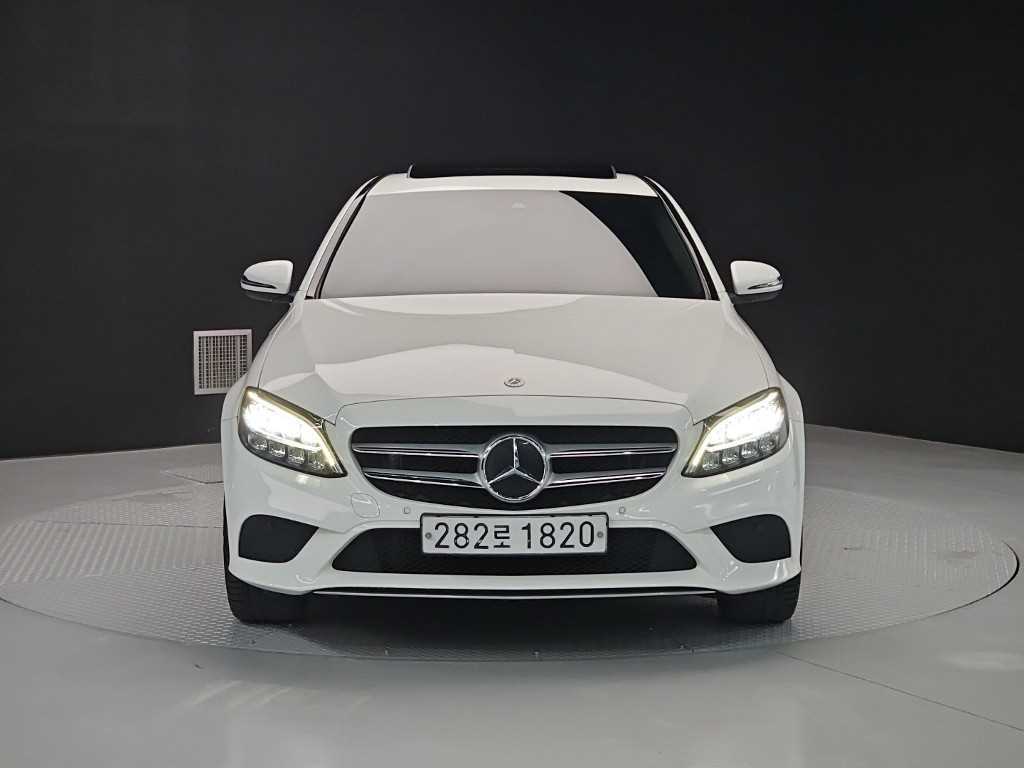 Mercedes Benz C Class - Vista 2