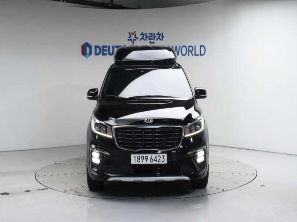KIA Carnival - Vista 3