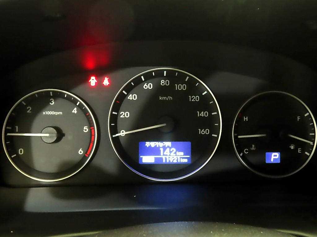 HYUNDAI Starex - Vista 11