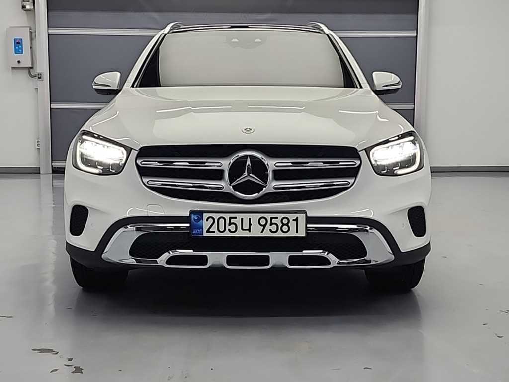 Mercedes Benz GLC Class 2021 Blanco - Importación desde Corea - HF Imports Iquique - Foto 1