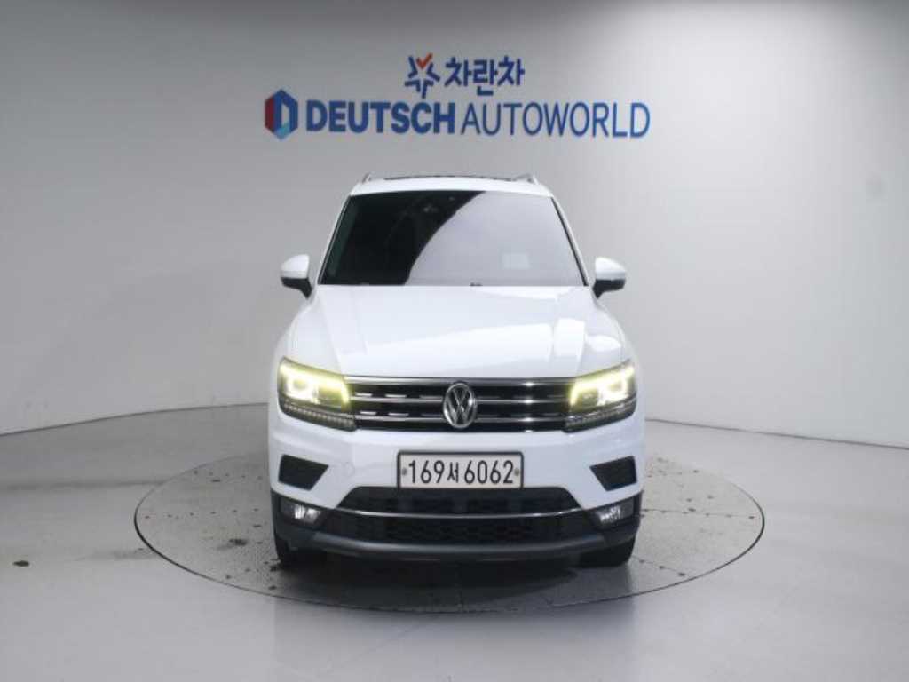 Volkswagen Tiguan - Vista 3