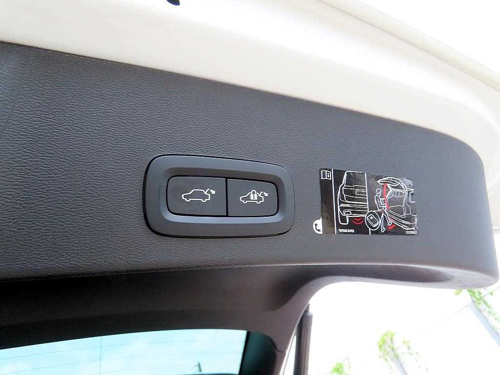 Volvo XC40 2021 Blanco - Importación desde Corea - HF Imports Iquique - Foto 18