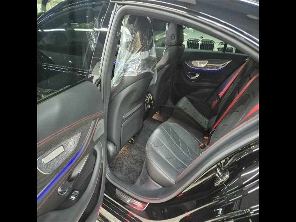 Mercedes Benz CLS Class - Vista 11