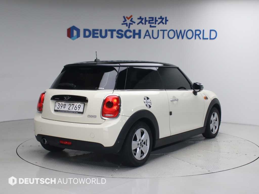 Mini Cooper - Vista 2