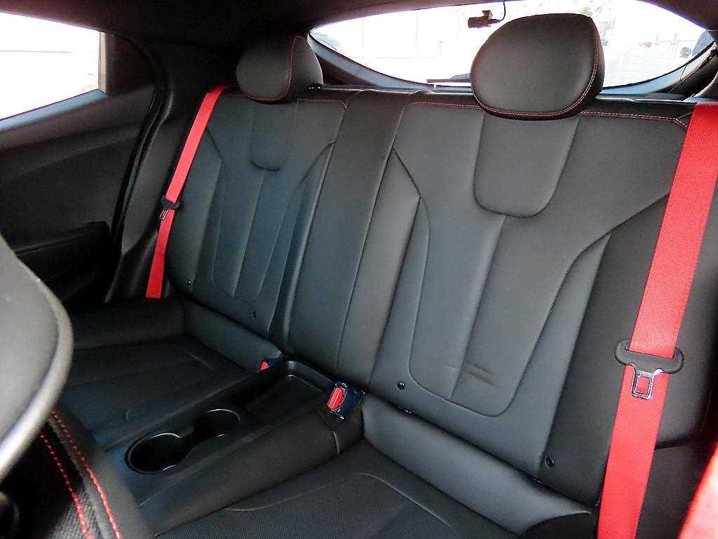 HYUNDAI Veloster - Vista 8