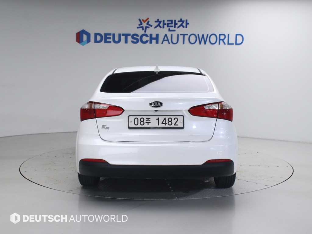 KIA K3 - Vista 6