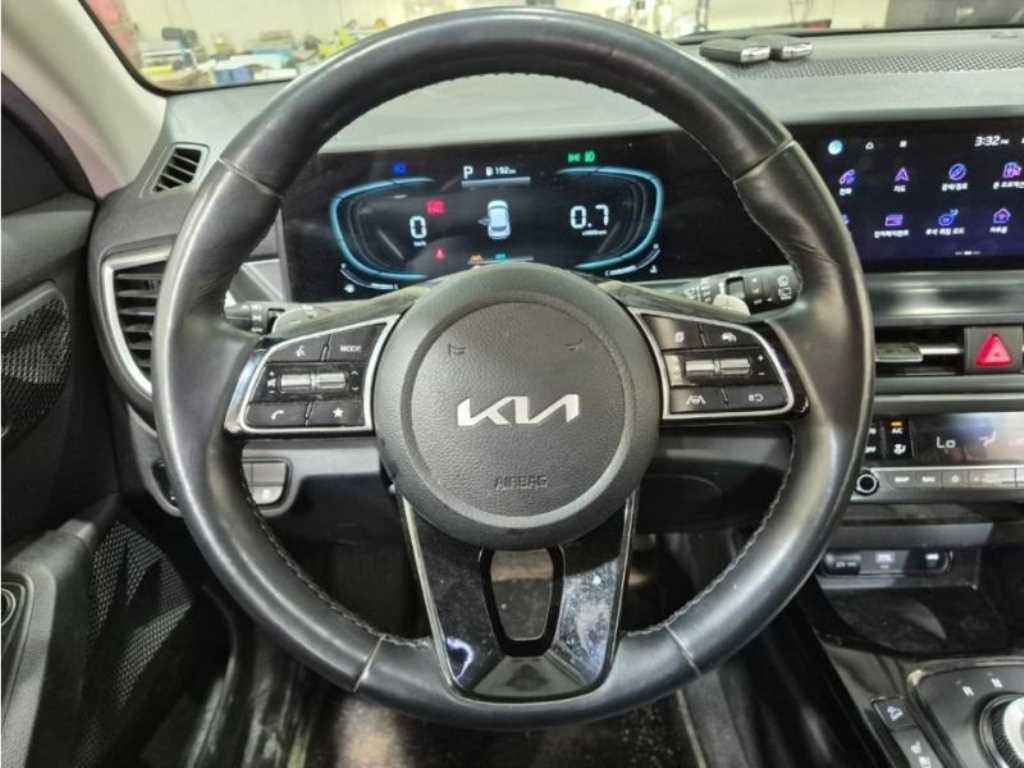 KIA Seltos - Vista 3