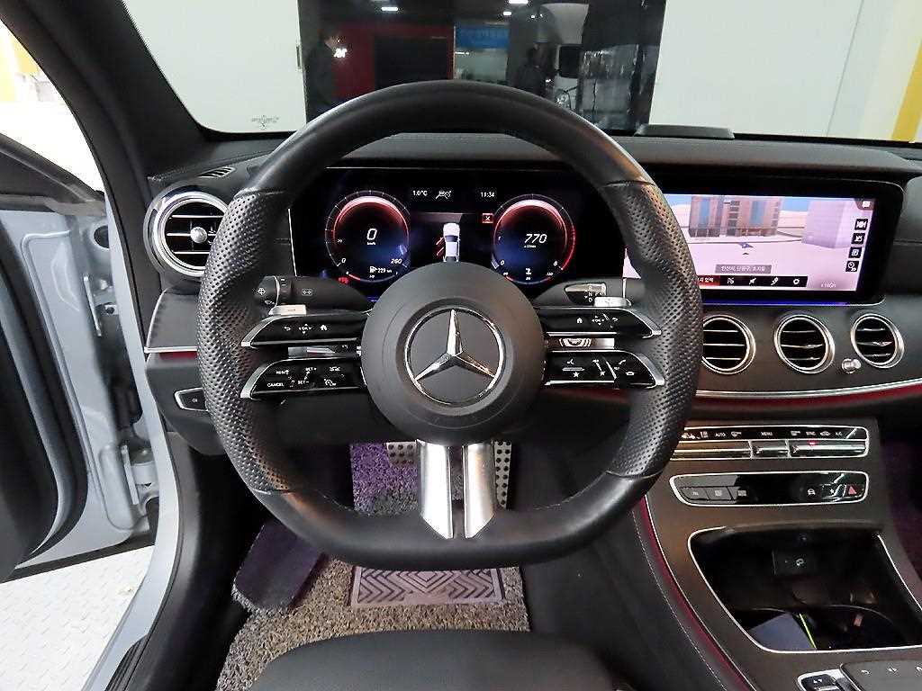 Mercedes Benz E class - Vista 11