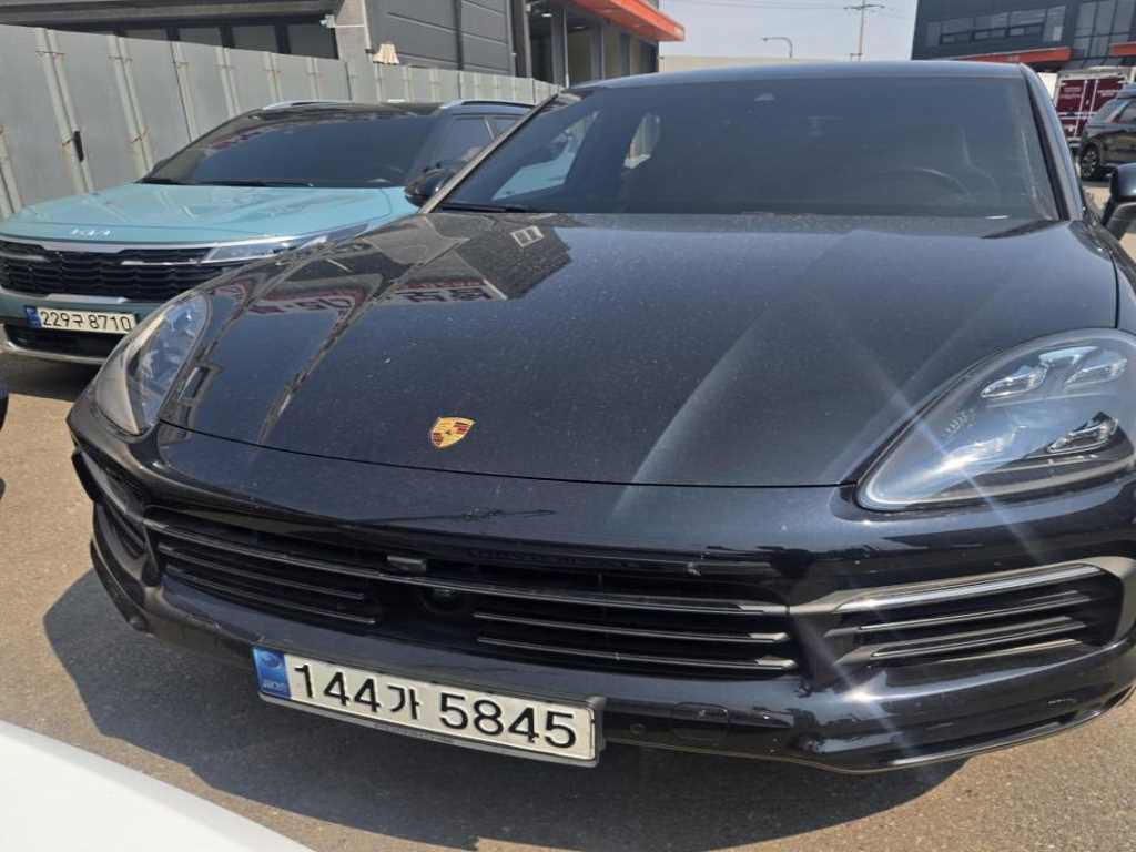 Porsche Cayenne 2022 Negro - Importación desde Corea - HF Imports Iquique - Foto 1