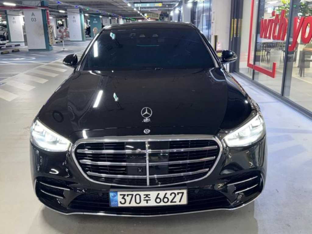 Mercedes Benz S Class 2023 Negro - Importación desde Corea - HF Imports Iquique - Foto 1