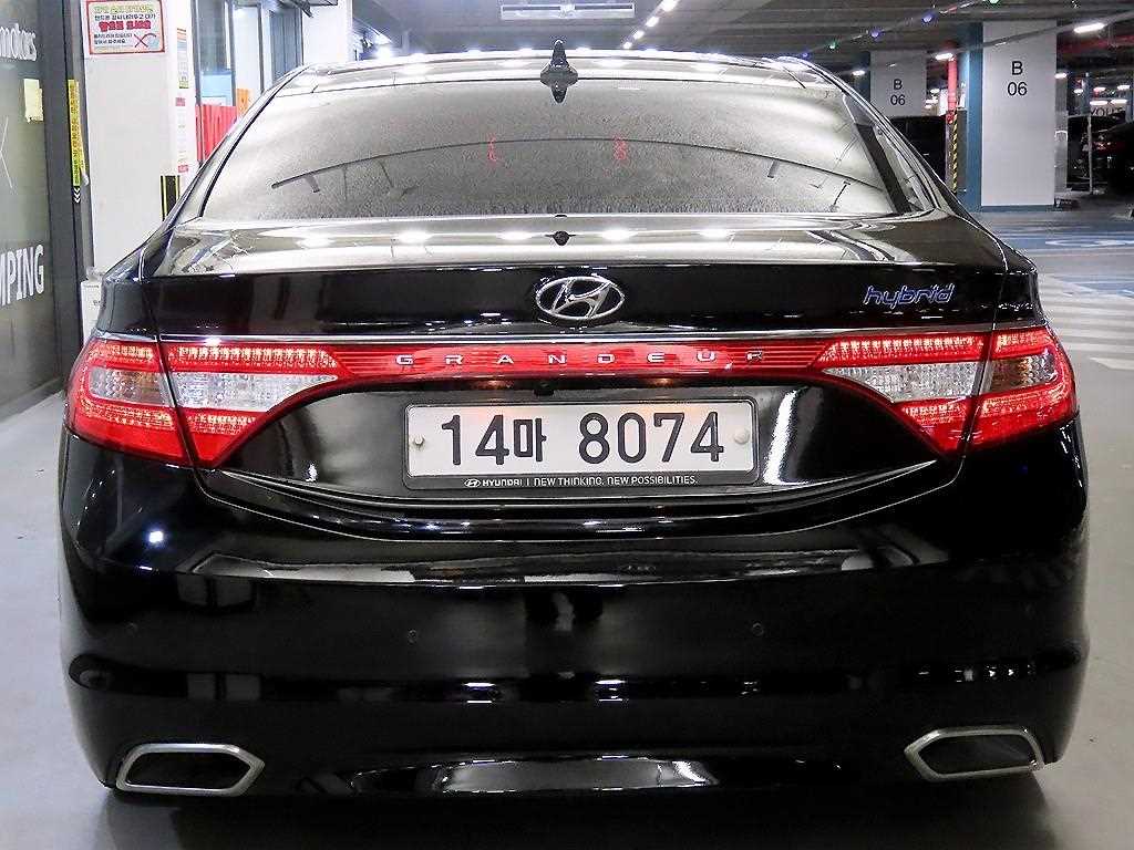 HYUNDAI Grandeur - Vista 7