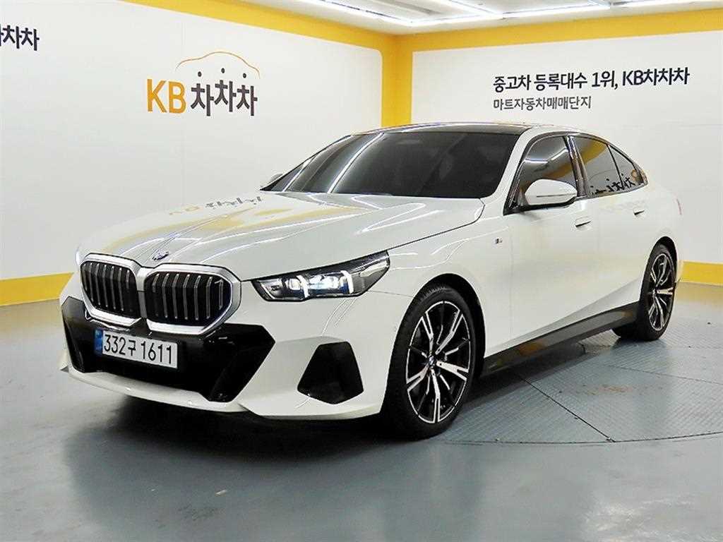 BMW 5 Series 2025 Blanco - Importación desde Corea - HF Imports Iquique - Foto 1