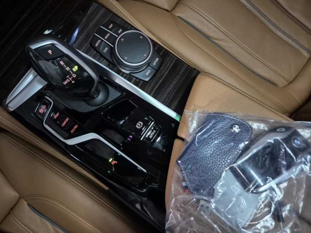 BMW 5 Series 2020 - Importación desde Corea - HF Imports Iquique - Foto 20