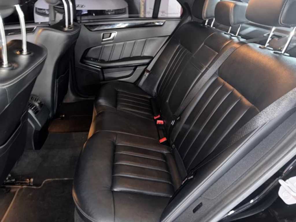 Mercedes Benz E class - Vista 9