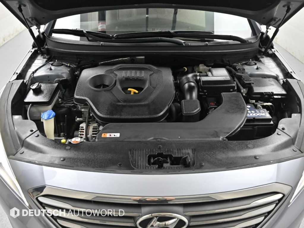 HYUNDAI Sonata - Vista 8