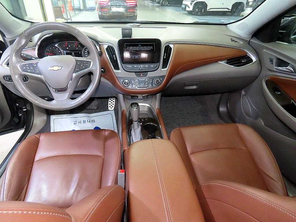 Chevrolet Malibu - Vista 12