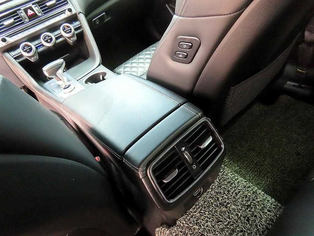 Genesis G70 2017 Negro - Importación desde Corea - HF Imports Iquique - Foto 19