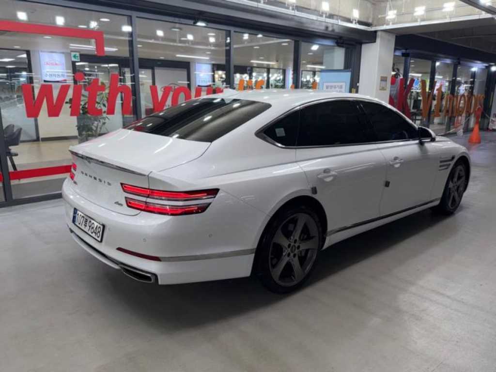 Genesis G80 - Vista 6