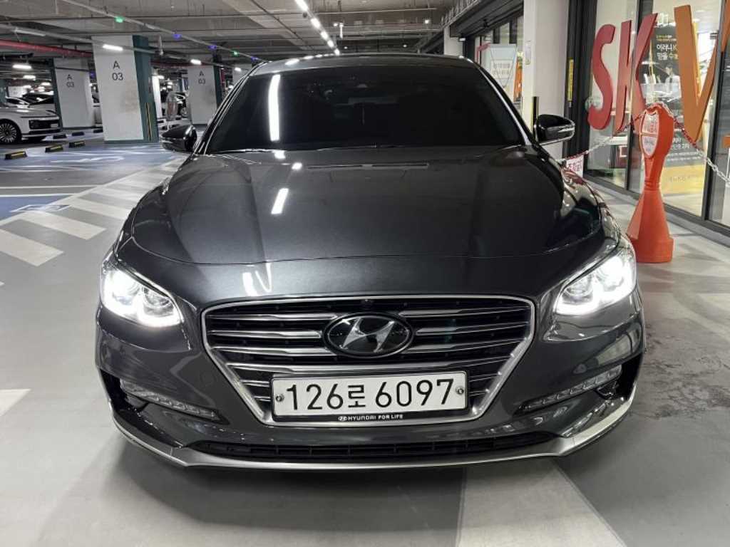HYUNDAI Grandeur - Vista 2