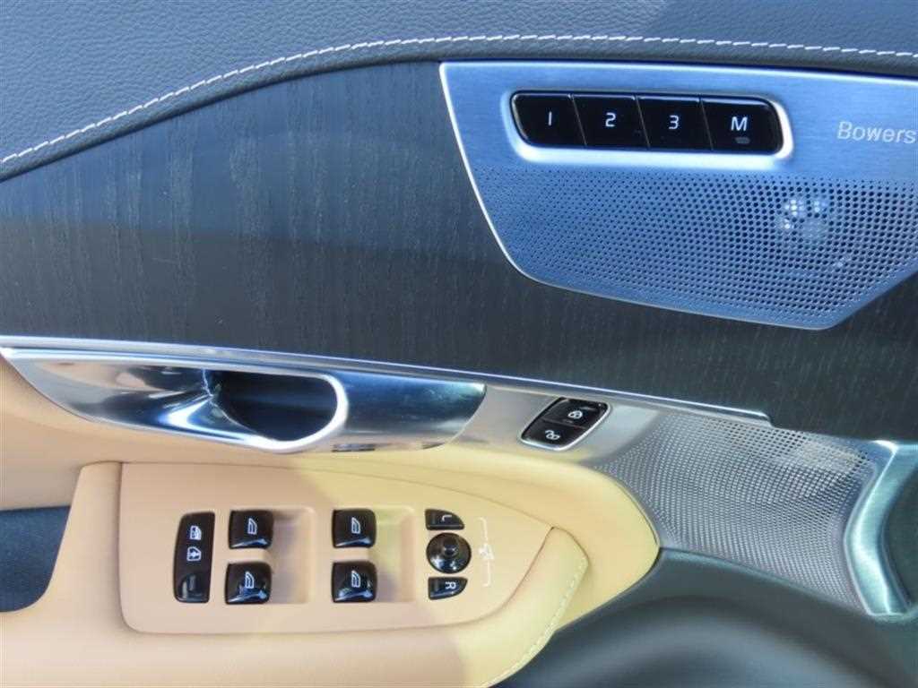 Volvo XC90 - Vista 12