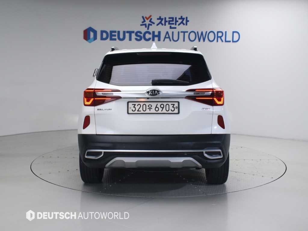 KIA Seltos - Vista 6