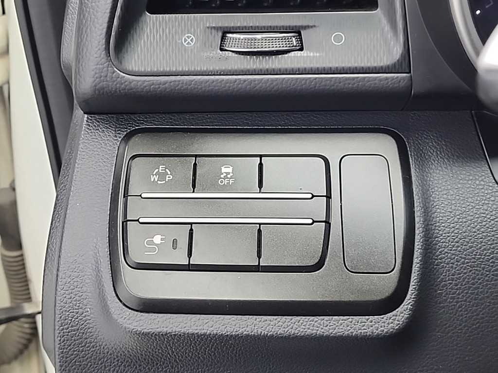Ssangyong Tivoli 2016 Blanco - Importación desde Corea - HF Imports Iquique - Foto 20