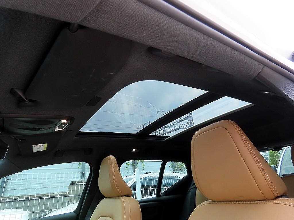 Volvo XC40 2021 Blanco - Importación desde Corea - HF Imports Iquique - Foto 19
