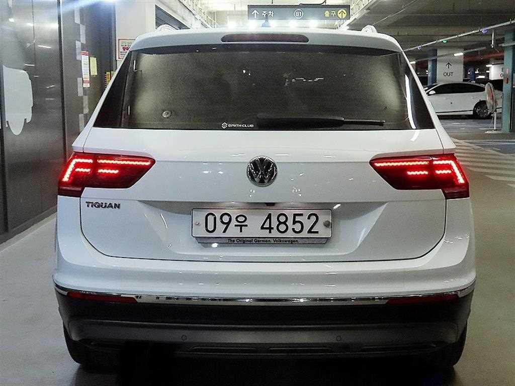 Volkswagen Tiguan - Vista 7