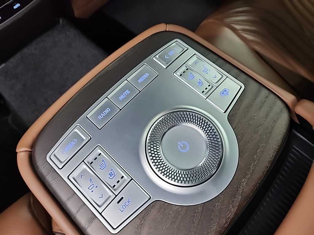 Genesis G80 2020 Negro - Importación desde Corea - HF Imports Iquique - Foto 17