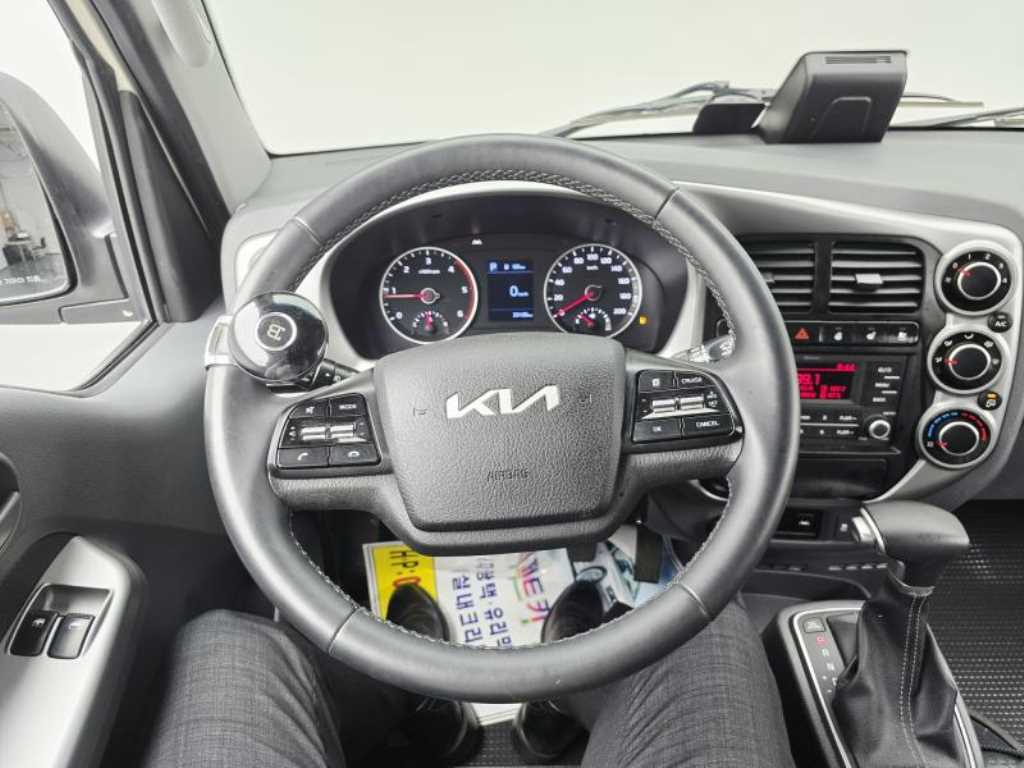 Small Truck Normal Box(High Deck) 2024 Blanco - Importación desde Corea - HF Imports Iquique - Foto 17