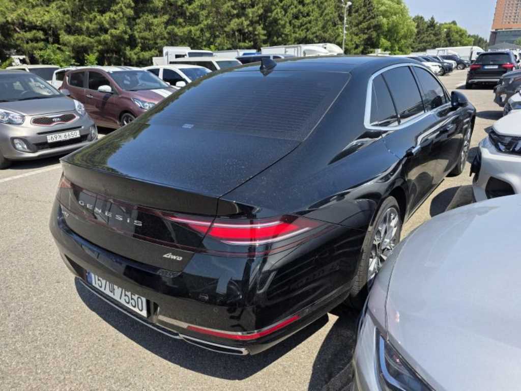 Genesis G90 - Vista 3