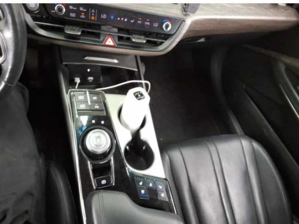 KIA K8 - Vista 12